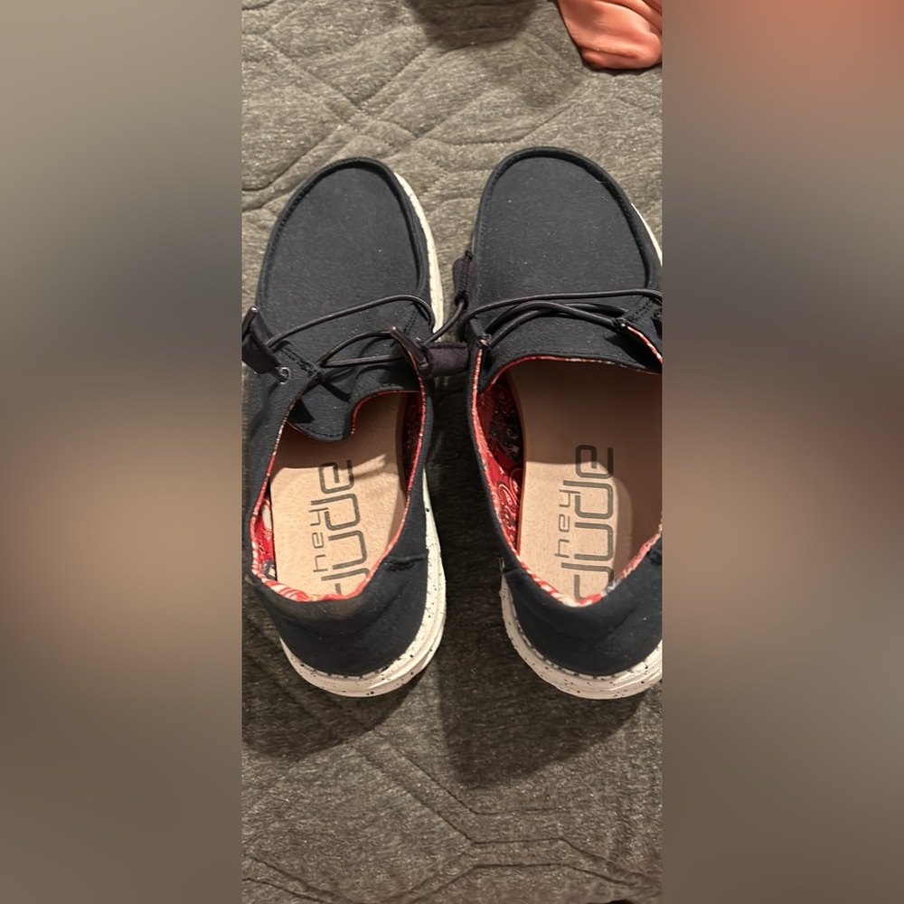 Never worn navy blue women’s size 8 hey dudes